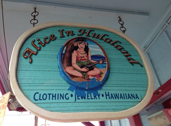 Alice In Hulaland - Paia, HI