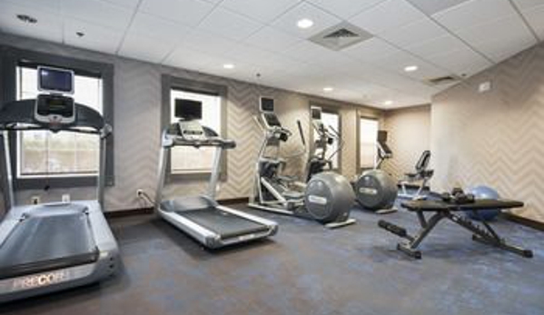 Residence Inn by Marriott Charlotte Lake Norman - Huntersville, NC