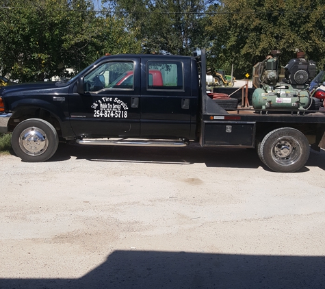 RB`S AUTO & ELECTRIC - Blum, TX. Tire service truck