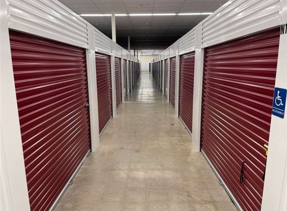 Extra Space Storage - Saint Ann, MO