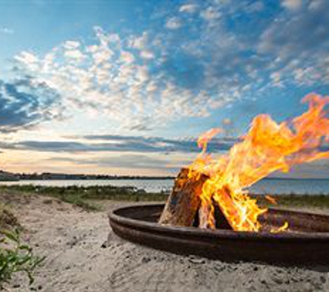 Clearwater Lakeshore Motel - Mackinaw City, MI