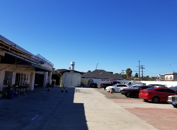 New Cal Auto Body - Los Angeles, CA. Inside