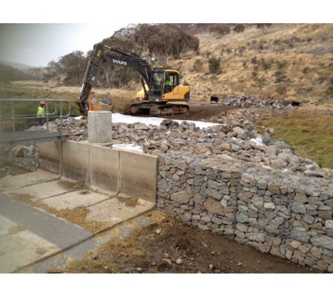 McMahon's Earthmoving & Tree Service - Jindabyne, NSW