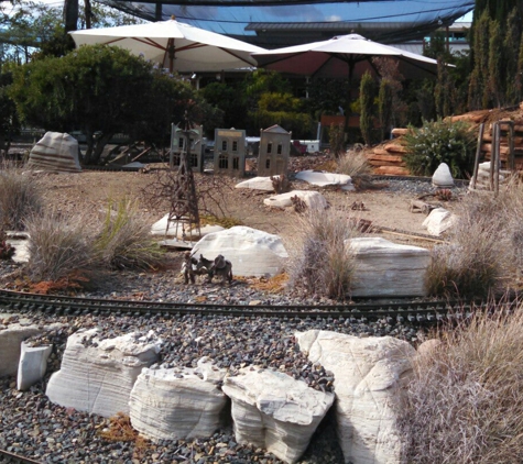 Walter Andersen Nursery - Poway, CA