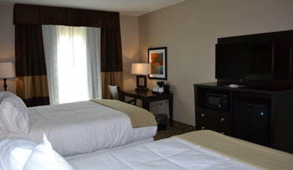 Holiday Inn Express & Suites St. Joseph - Saint Joseph, MO