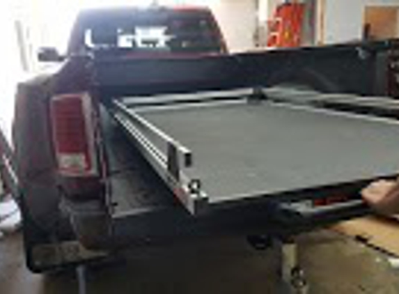 CREECH LADDER | Truck Toolbox & Upfitting - Nashville, TN