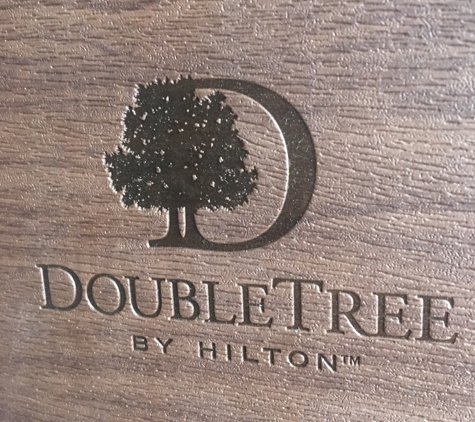 DoubleTree by Hilton Hotel Columbus - Worthington - Columbus, OH