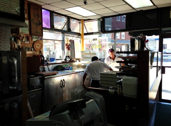 Ralph's Pizzeria and Italian Restaurant - Nutley, NJ