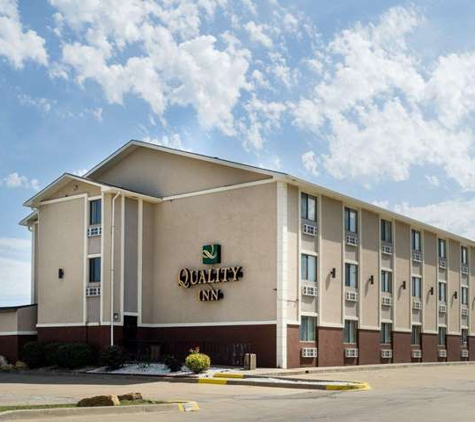 Quality Inn I-70 at Wanamaker - Topeka, KS