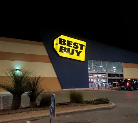 Best Buy - San Antonio, TX