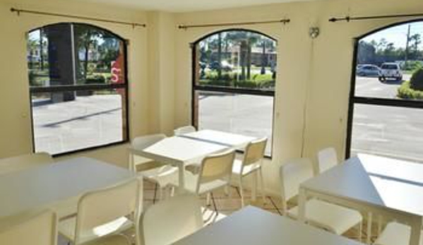 Country Hearth Inns and Suites - Kissimmee, FL