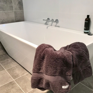 Hallie's Plumbing Services - Boulder, WA