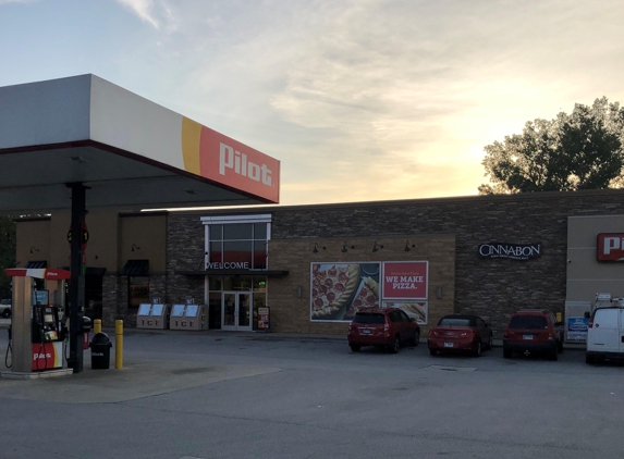 Pilot Travel Center - Bridgeview, IL