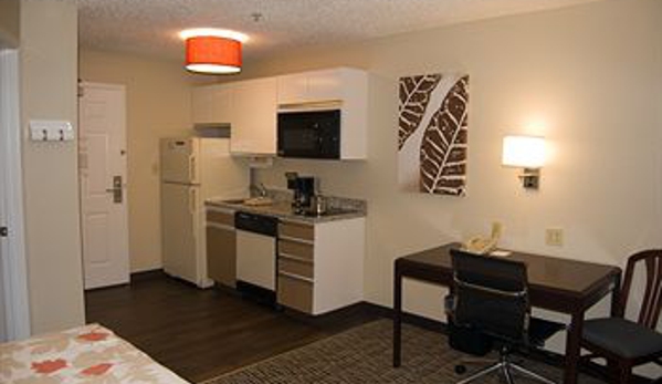 MainStay Suites Charlotte - Executive Park - Charlotte, NC