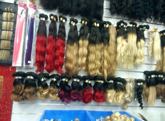 Nadia's Premium Weave & Hair Supply - Akron, OH