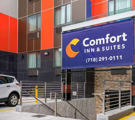 Comfort Inn & Suites Near JFK Air Train - Jamaica, NY