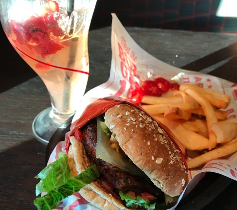 Red Robin Gourmet Burgers - Charlotte, NC