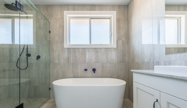Bradnam's Windows & Doors - Warana, QLD. Frameless Shower Screen With black hinges