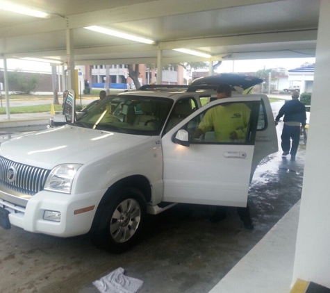 Sunshine Car Wash - Clearwater, FL