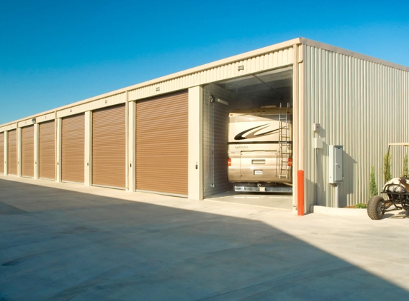 Dakota Park Storage - Fresno, CA