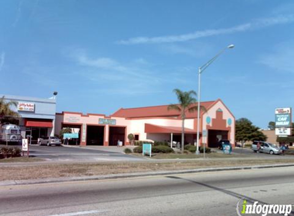 Cruizers Car Wash - Sarasota, FL