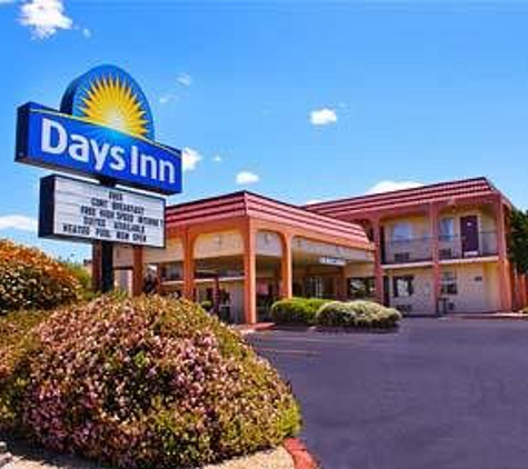 Days Inn - Albuquerque, NM