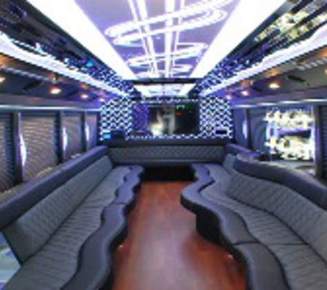 Top Of The World Limousine - Kings Park, NY