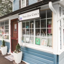Two Zen Chics - Beauty Salons