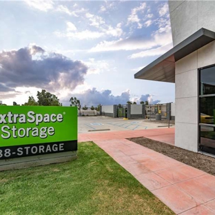 Extra Space Storage - Lake Forest, CA