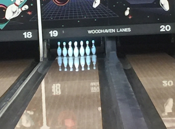 Woodhaven Lanes - Trenton, MI