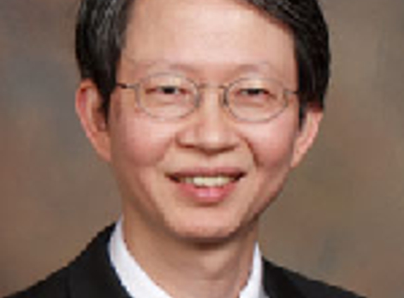 Dr. Sunthorn Muangmingsuk, MD - Oak Lawn, IL