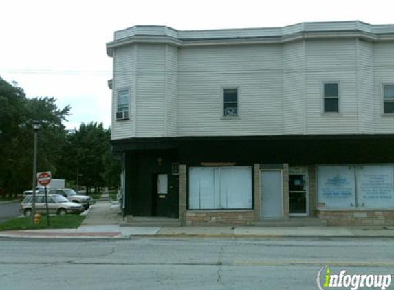 The Oneness Tea Toom & Astrology Center - Maywood, IL