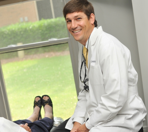 Cole Lewis C DMD Family and Cosmetic Dentistry - Northport, AL