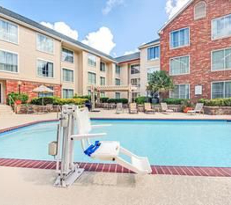 Hawthorn Suites by Wyndham Dallas Park Central - Dallas, TX