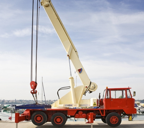 Century Cranes - Portsmith, QLD. Preferred Supplier For Cairns Projects Both Big And Small