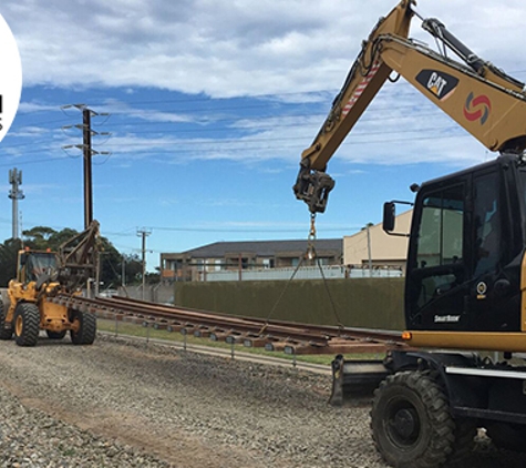 Davison Earthmovers. Honest & reliable service to all our customers.