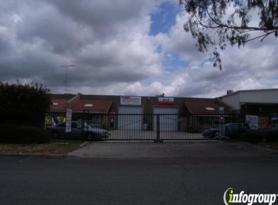 A & R Auto Service - Escondido, CA