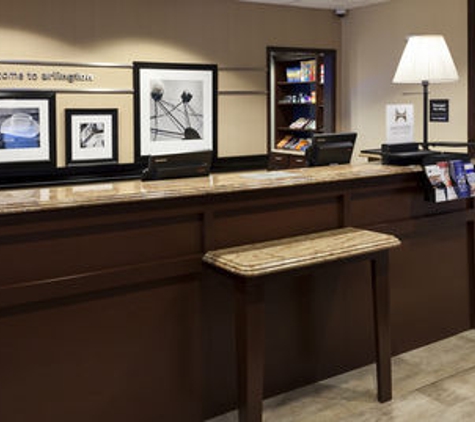 Hampton Inn & Suites Dallas-Arlington-South - Arlington, TX