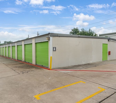 Extra Space Storage - Houston, TX