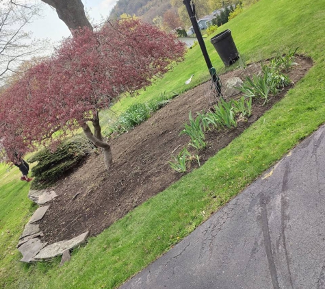 Groundup Lawn Care & Snow Removal - Binghamton, NY