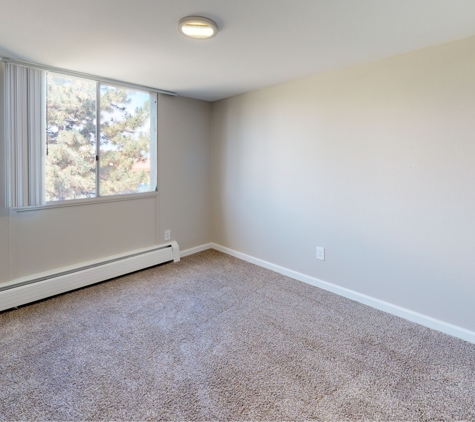 4805 E Kentucky - Denver, CO