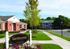 Gardencrest Apartments 20 Middlesex Cir Waltham Ma 02452 Yp Com