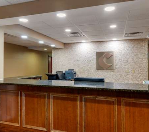 Comfort Inn & Suites Montgomery Eastchase - Montgomery, AL