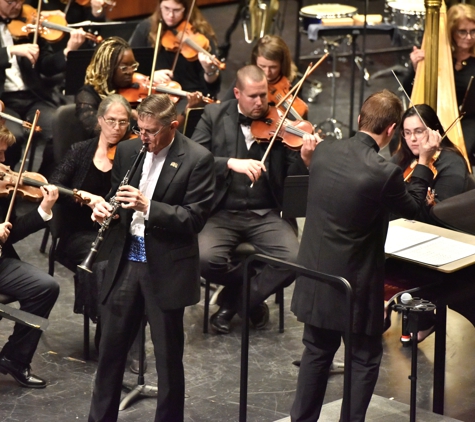 Summerville Orchestra - Summerville, SC. Summerville Orchestra Guest Soloist Charles Messersmith