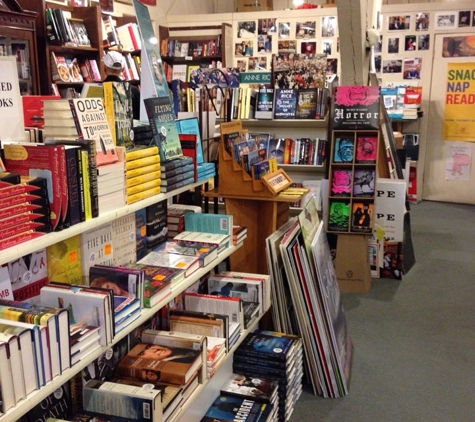 Garden District Book Shop - New Orleans, LA