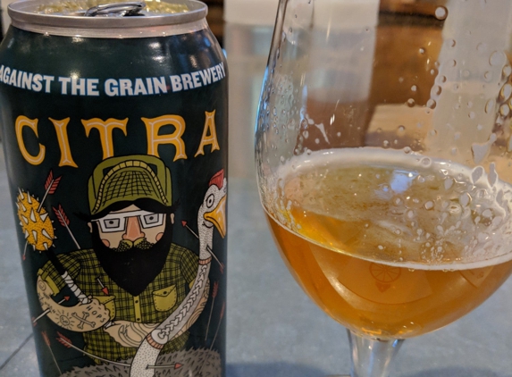 The Grist Bar & Table - Lake Mills, WI