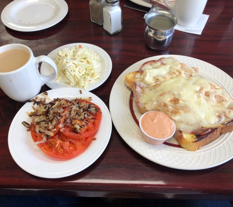 Georges Luncheonette - Patchogue, NY