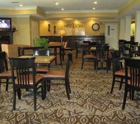 Best Western Plus Valdosta Hotel & Suites - Valdosta, GA