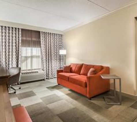 Hampton Inn Coventry-Warwick Area - Coventry, RI