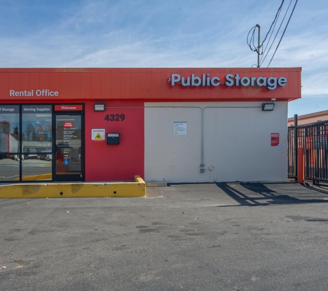 Public Storage - Charlotte, NC